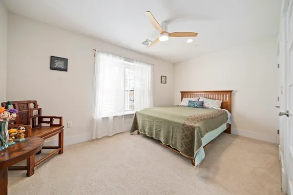 $664,000 | 76 Court Street, Unit 4, Plymouth, MA 02360