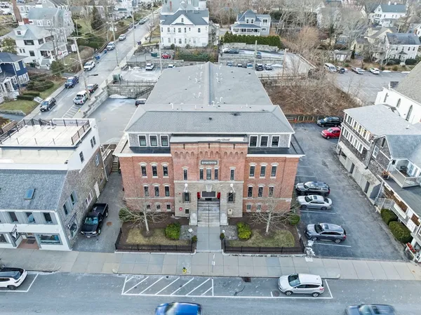 $664,000 | 76 Court Street, Unit 4, Plymouth, MA 02360