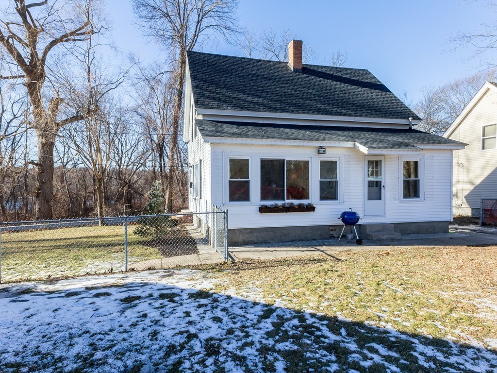 67 Riverview Street North Andover, MA 01845 - Photo 2 of 18