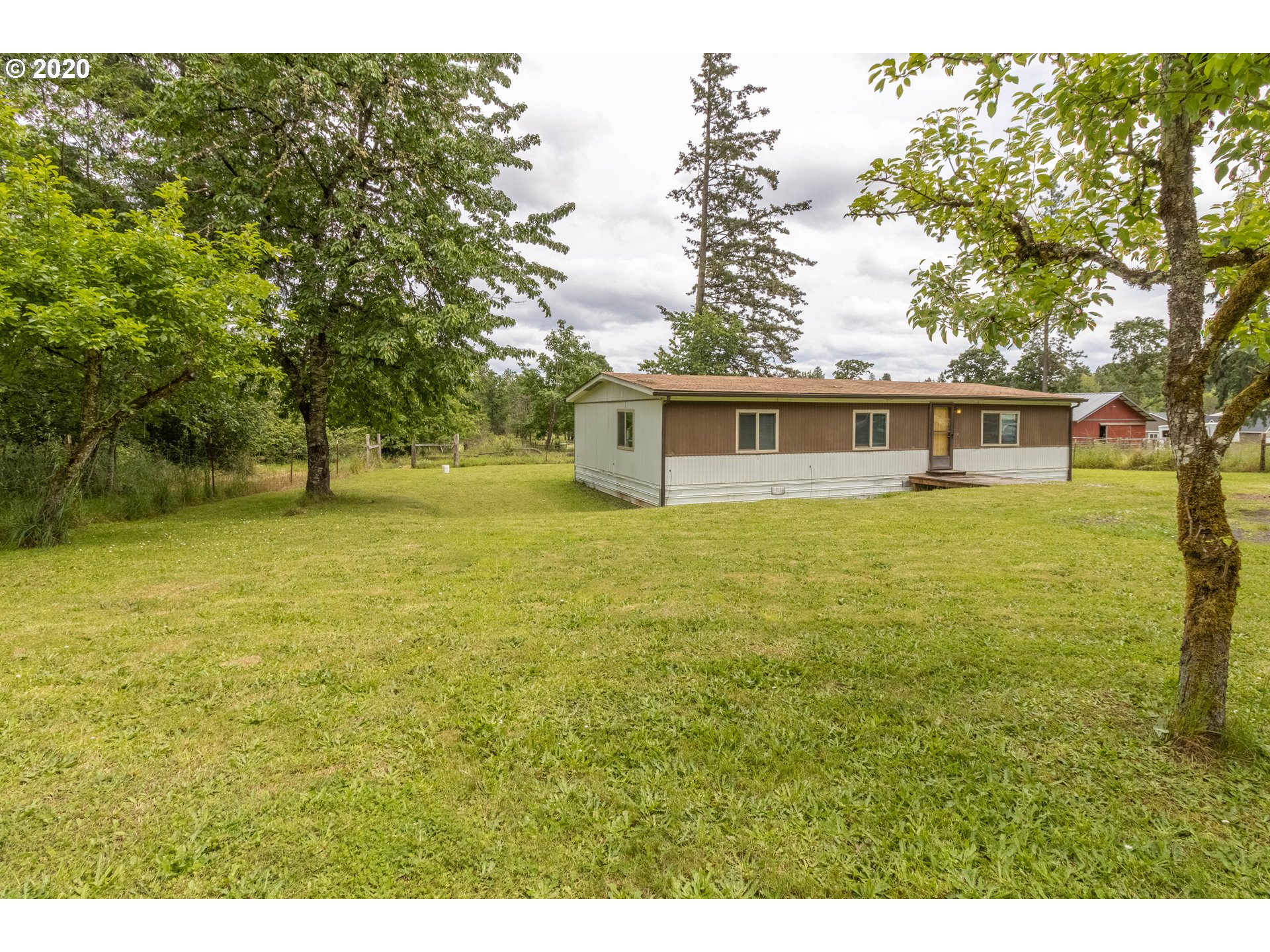 25172 Lamb Road Elmira, OR 97437 - Photo 19 of 32 Gallery Image 19