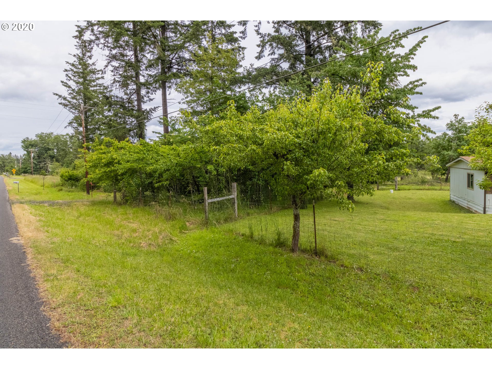 25172 Lamb Road Elmira, OR 97437 - Photo 21 of 32 Gallery Image 21