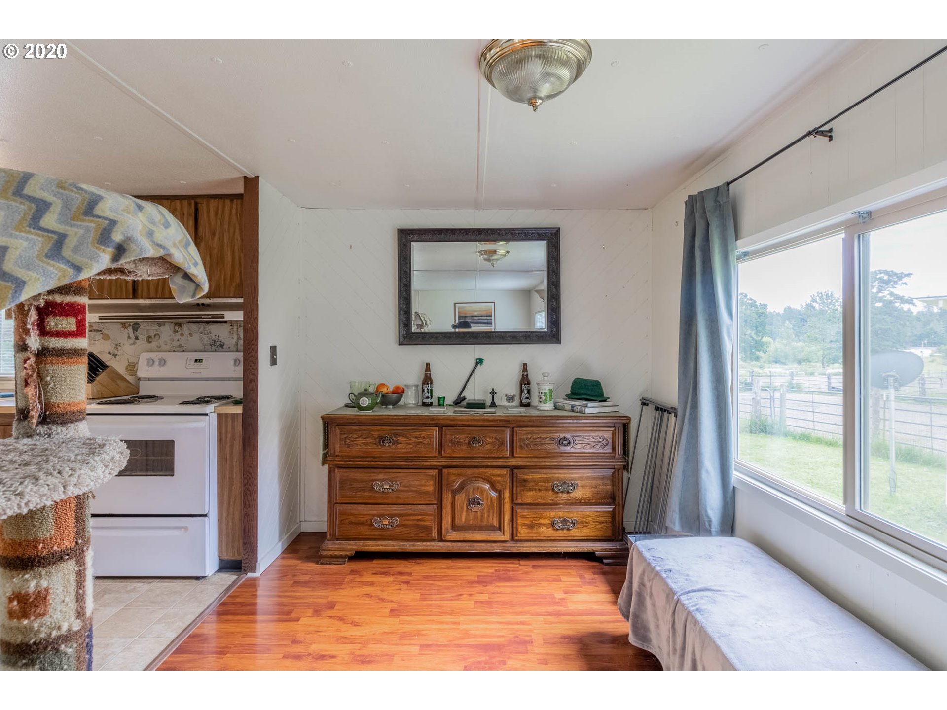 25172 Lamb Road Elmira, OR 97437 - Photo 5 of 32 Gallery Image 5