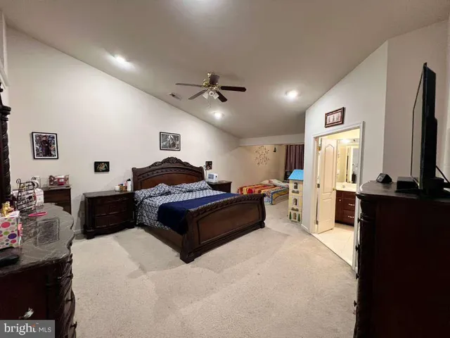 $3,599 | 22587 Welborne Manor Square, Ashburn, VA 20148