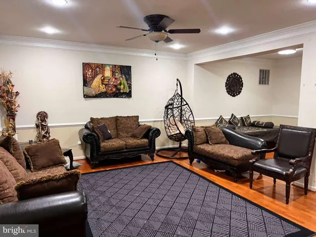 $3,599 | 22587 Welborne Manor Square, Ashburn, VA 20148