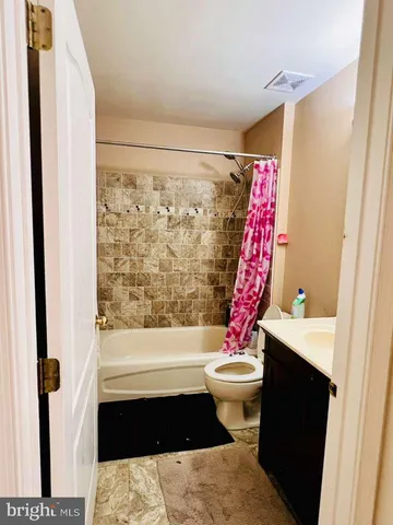 $3,599 | 22587 Welborne Manor Square, Ashburn, VA 20148