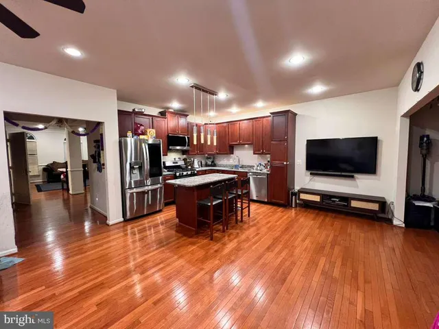 $3,599 | 22587 Welborne Manor Square, Ashburn, VA 20148