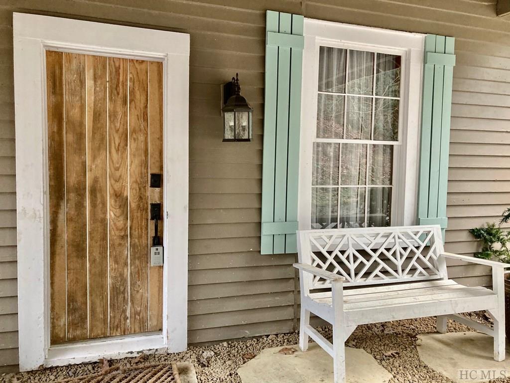 546 Franklin Road Highlands, NC 28741 - Photo 29 of 32 Gallery Image 29