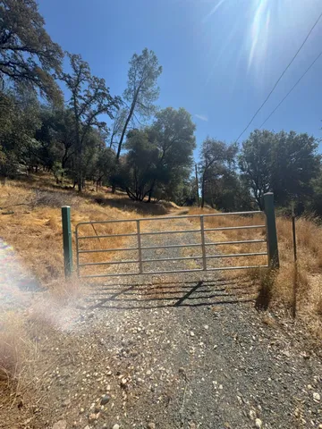 $100,000 | 22529 Dog Bar Road, Grass Valley, CA 95949