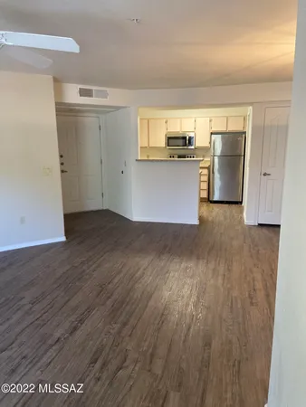 $1,500 | 5751 North Kolb Road, Unit 10104, Tucson, AZ 85750