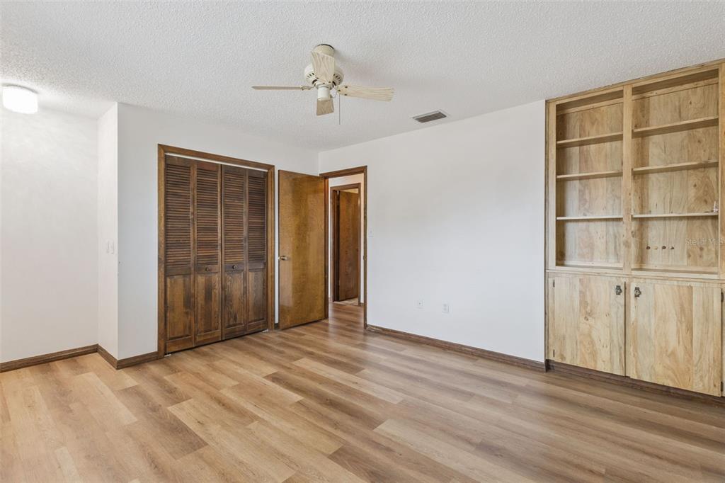 35025 Raintree Drive Fruitland Park, FL 34731 - Photo 13 of 31