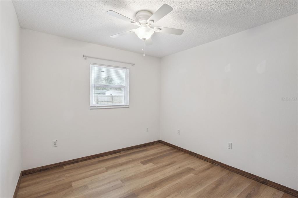 35025 Raintree Drive Fruitland Park, FL 34731 - Photo 14 of 31