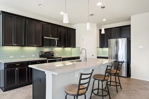 $524,999 | 16000 Canberra Trail, Austin, TX 78728