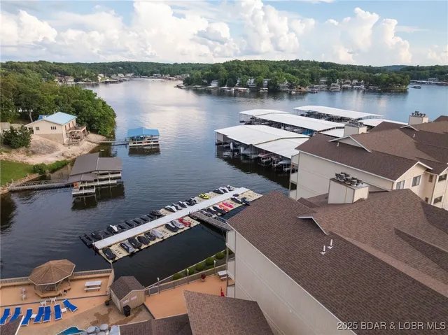 $320,000 | 46 Aqua Finn Drive, Unit 4A, Lake Ozark, MO 65049