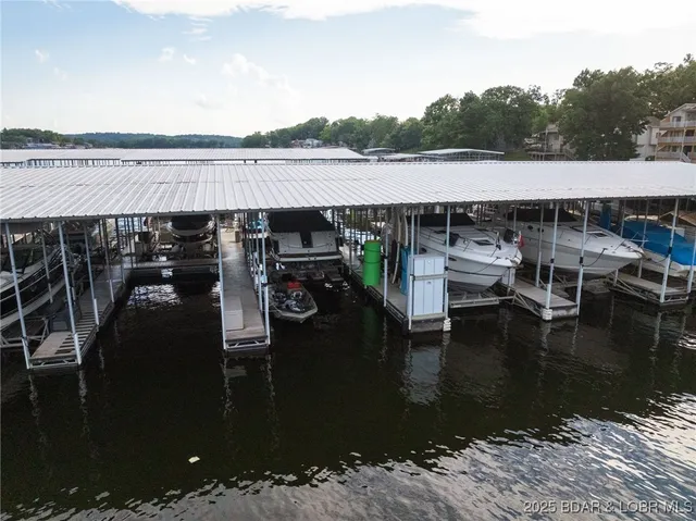 $320,000 | 46 Aqua Finn Drive, Unit 4A, Lake Ozark, MO 65049