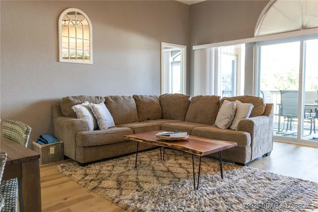 $320,000 | 46 Aqua Finn Drive, Unit 4A, Lake Ozark, MO 65049