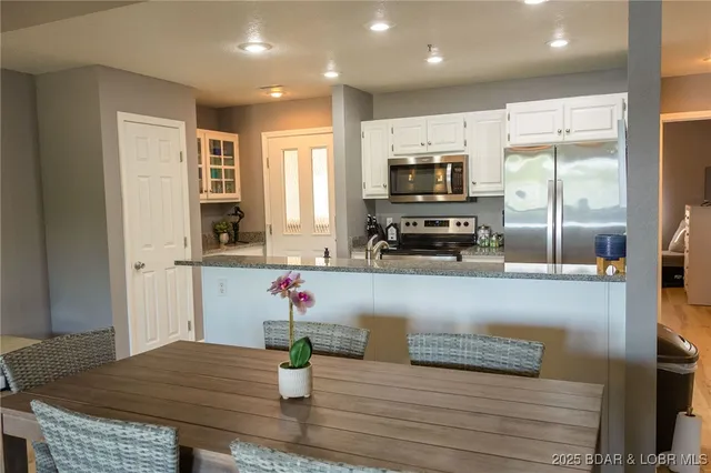 $320,000 | 46 Aqua Finn Drive, Unit 4A, Lake Ozark, MO 65049