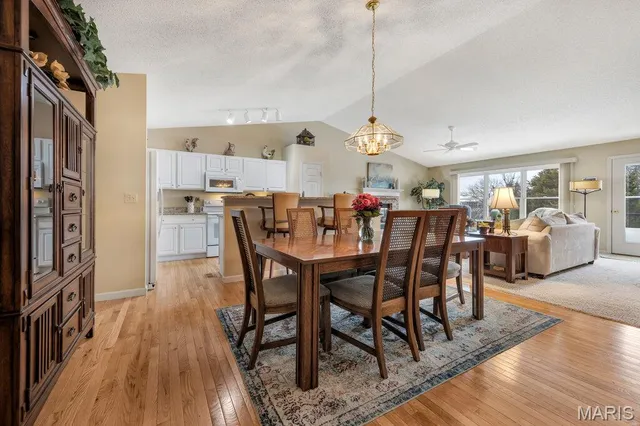 $399,900 | 2700 Samuel Drive, Unit 716A, Dardenne Prairie, MO 63368