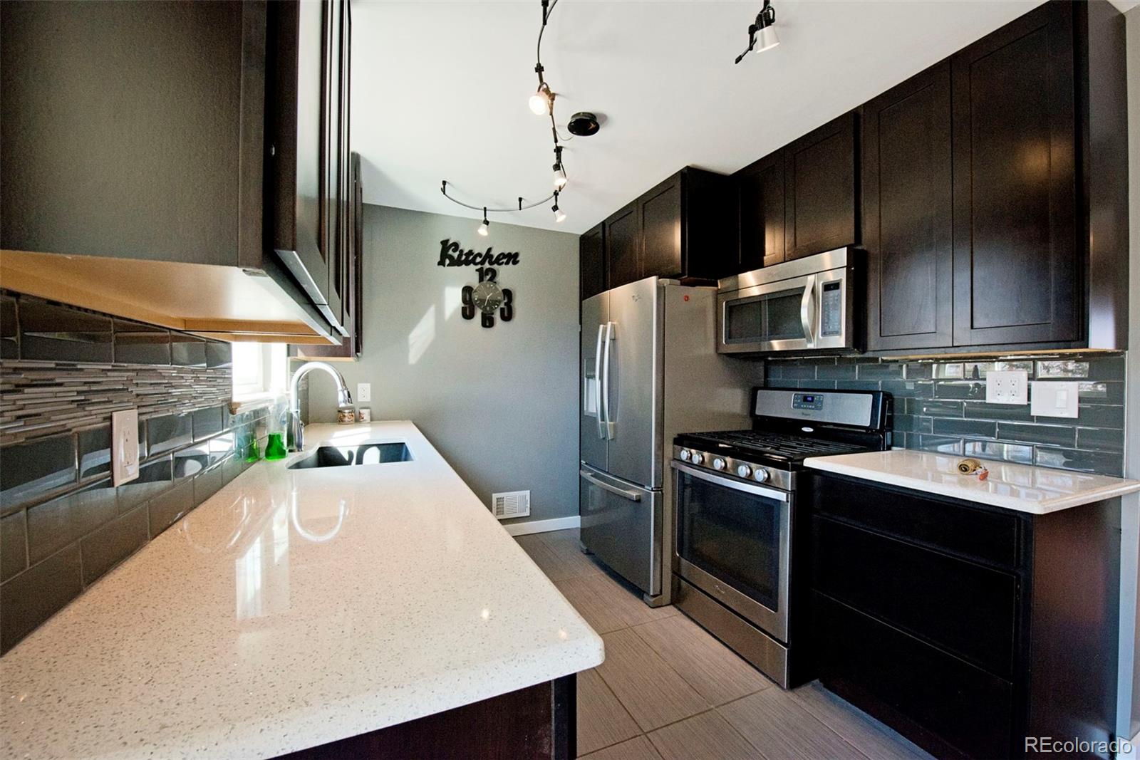 4655 Quay Street Wheat Ridge, CO 80033 - Photo 7 of 34