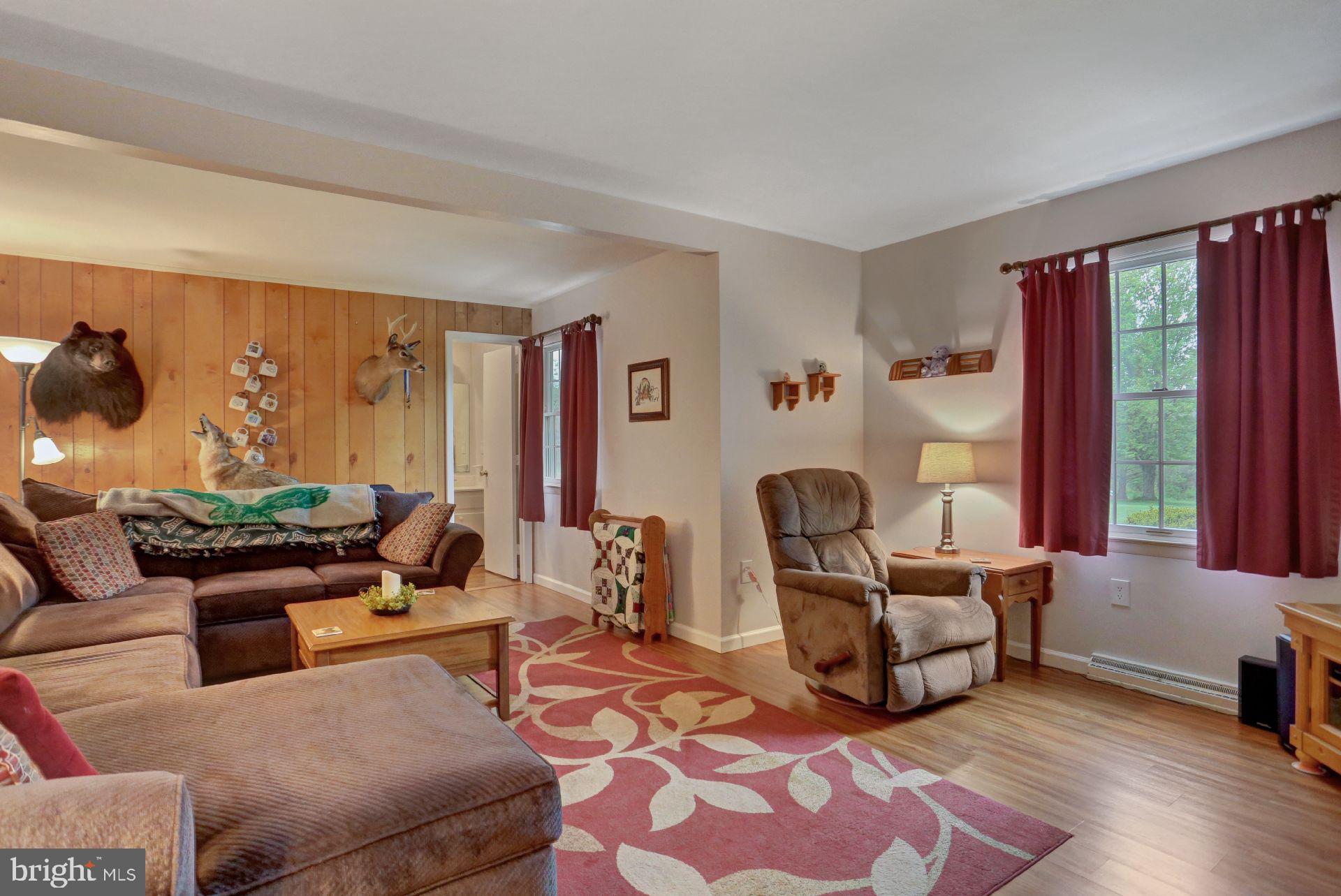 358 Old Stage Road Lewisberry, PA 17339 - Photo 14 of 34 Family Room