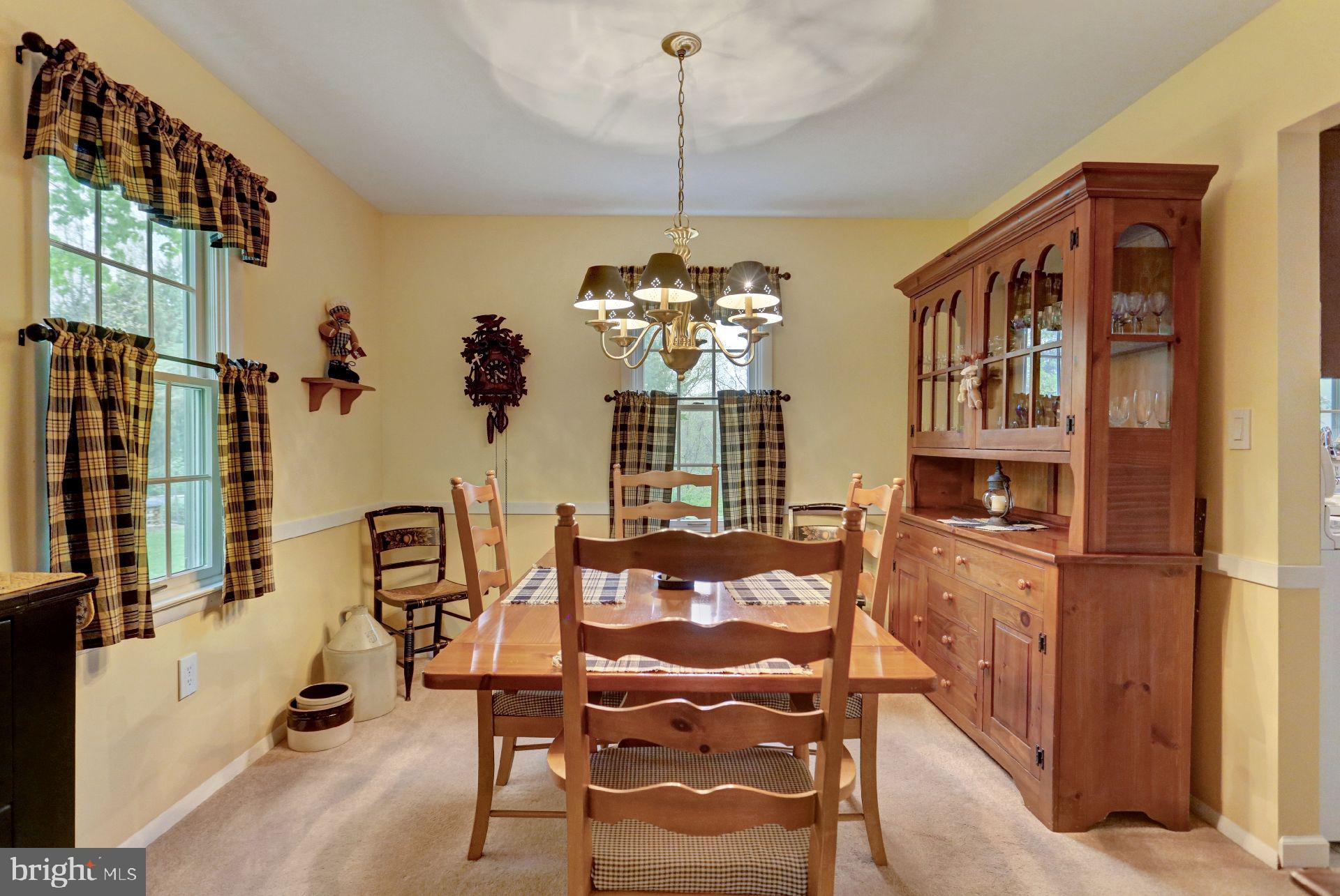 358 Old Stage Road Lewisberry, PA 17339 - Photo 8 of 34 Dining Room
