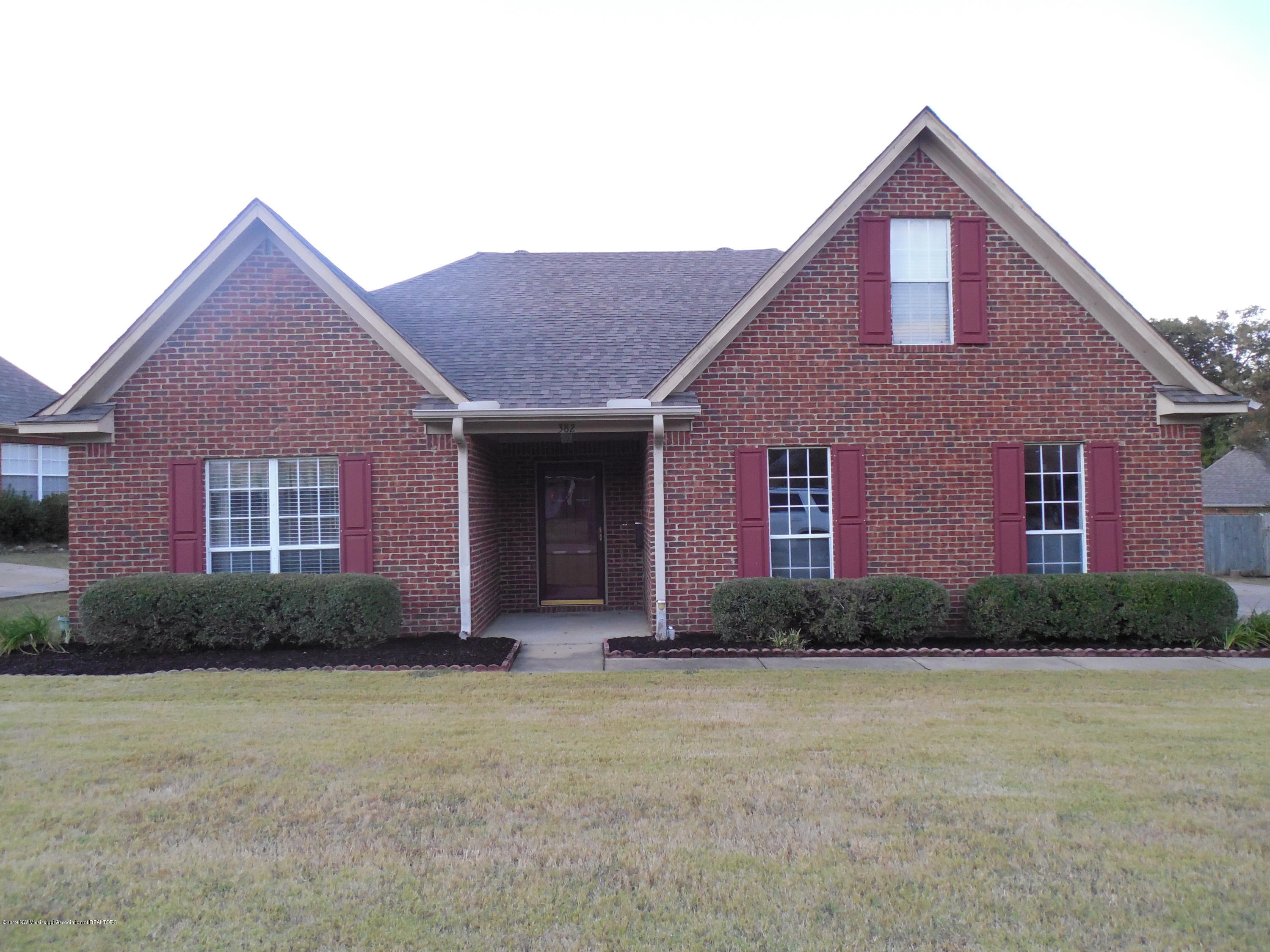 382 Timber Way South Hernando, MS 38632 - Photo 1 of 30 TIMBER WAY 072