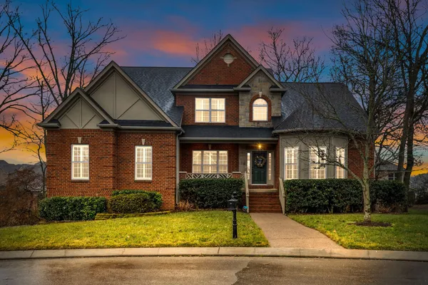 $1,049,999 | 2003 White Rock Circle, Spring Hill, TN 37174