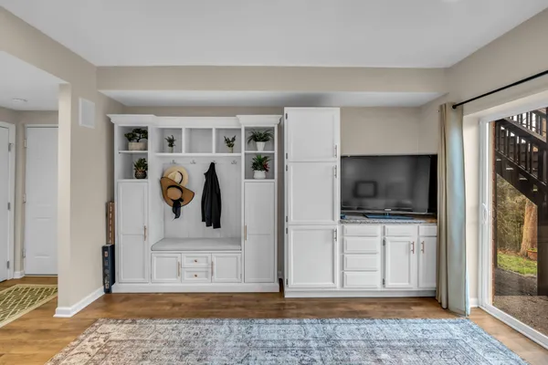 $1,049,999 | 2003 White Rock Circle, Spring Hill, TN 37174