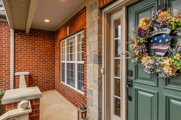 $1,049,999 | 2003 White Rock Circle, Spring Hill, TN 37174