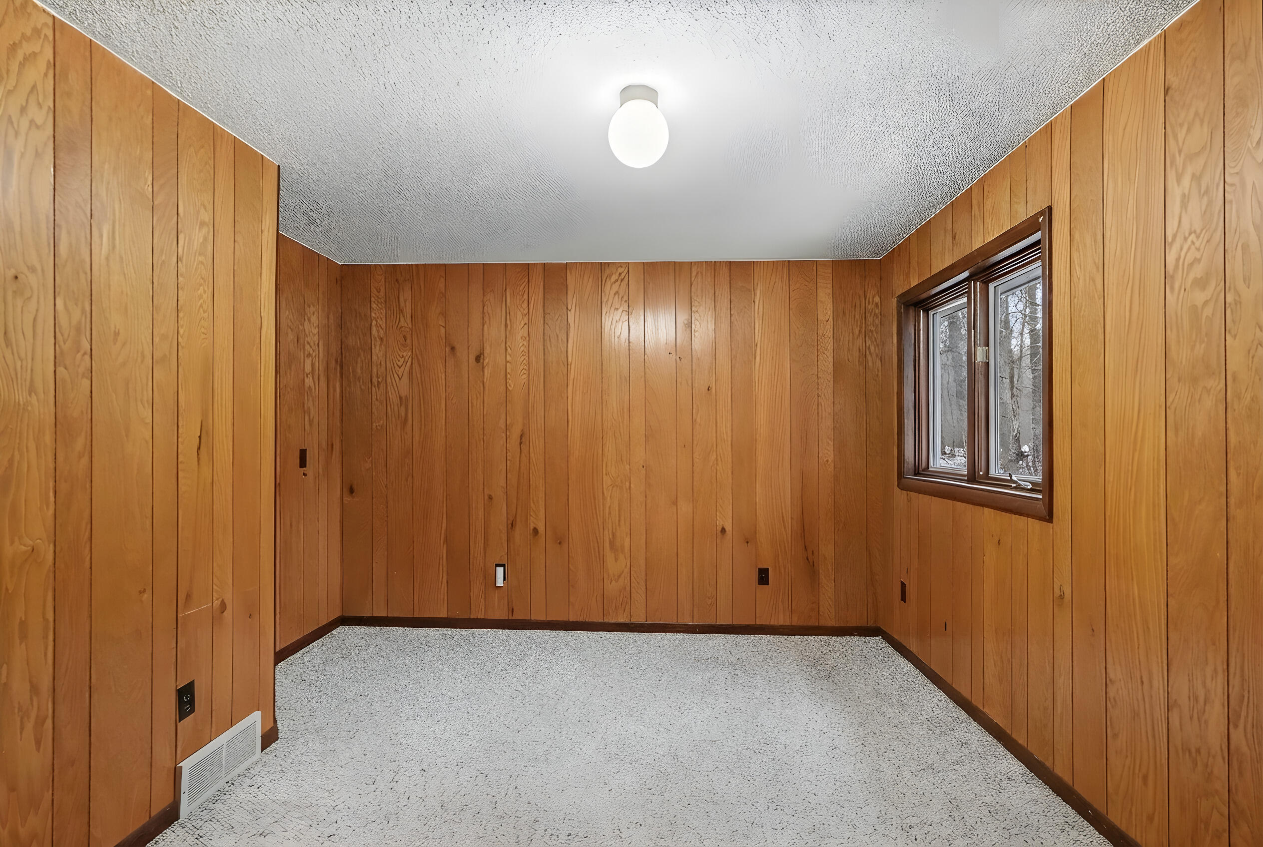 1865 South 8th Street Kalamazoo, MI 49009 - Photo 15 of 41 011-1865-8th-st-kalamazoo-mi-49009