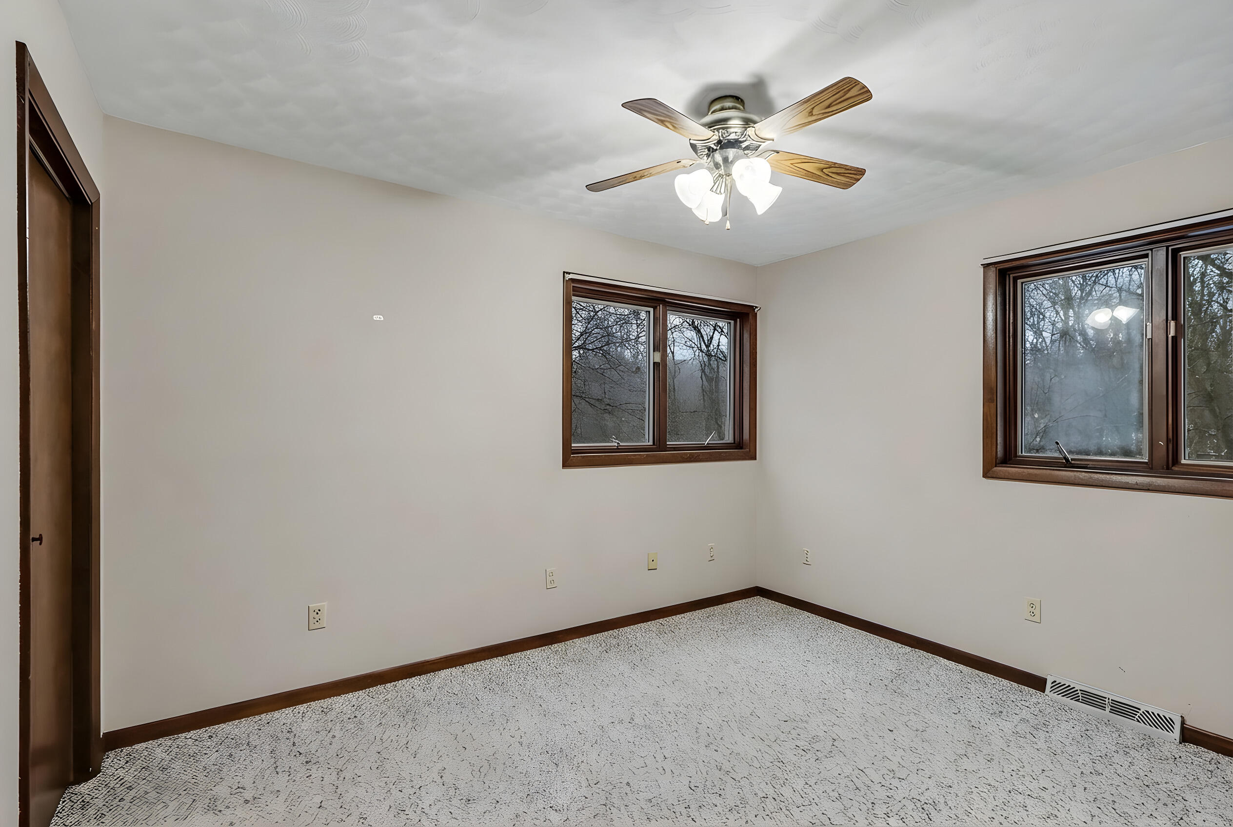 1865 South 8th Street Kalamazoo, MI 49009 - Photo 22 of 41 015-1865-8th-st-kalamazoo-mi-49009