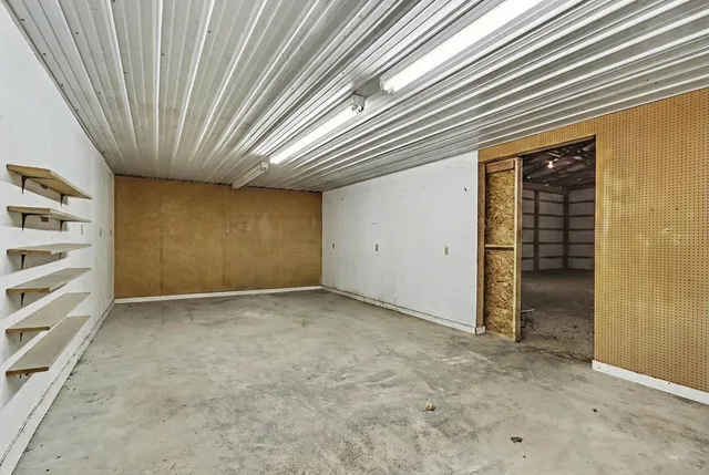 $549,914 | 1865 South 8th Street, Kalamazoo, MI 49009