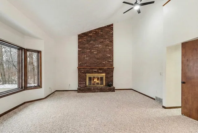 $549,914 | 1865 South 8th Street, Kalamazoo, MI 49009