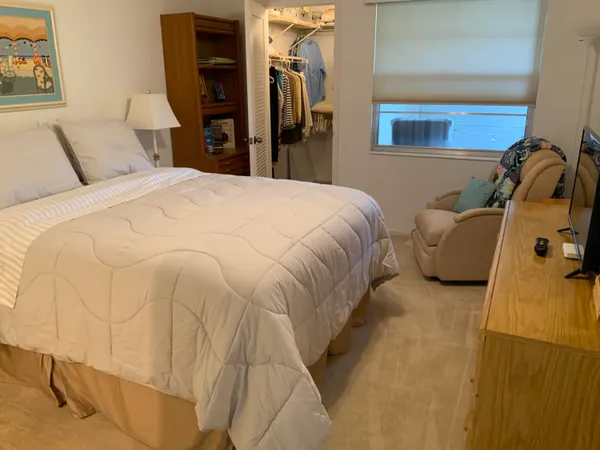 $3,200 | 2050 Hythe A, Boca Raton, FL 33434