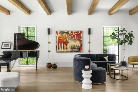 $5,750,000 | 7101 Longwood Drive, Bethesda, MD 20817