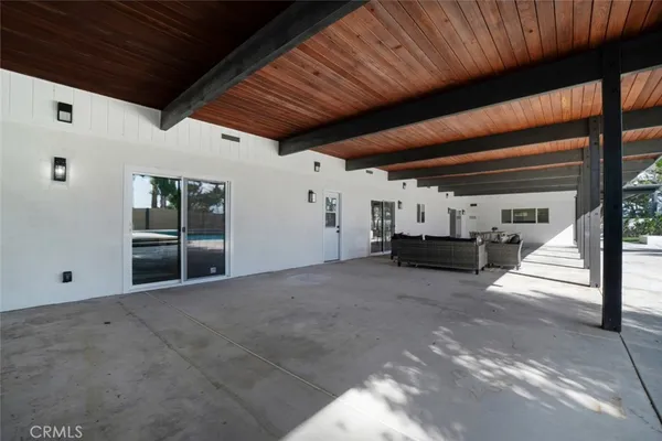 $1,935,000 | 17338 Citronia Street, Northridge, CA 91325