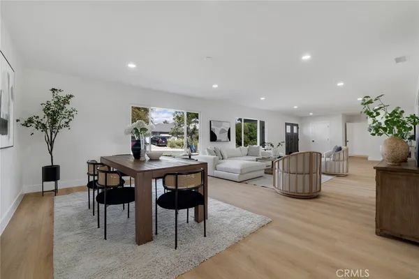 $1,935,000 | 17338 Citronia Street, Northridge, CA 91325
