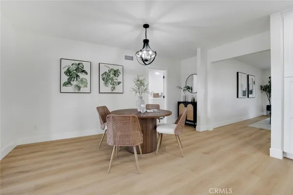 $1,935,000 | 17338 Citronia Street, Northridge, CA 91325