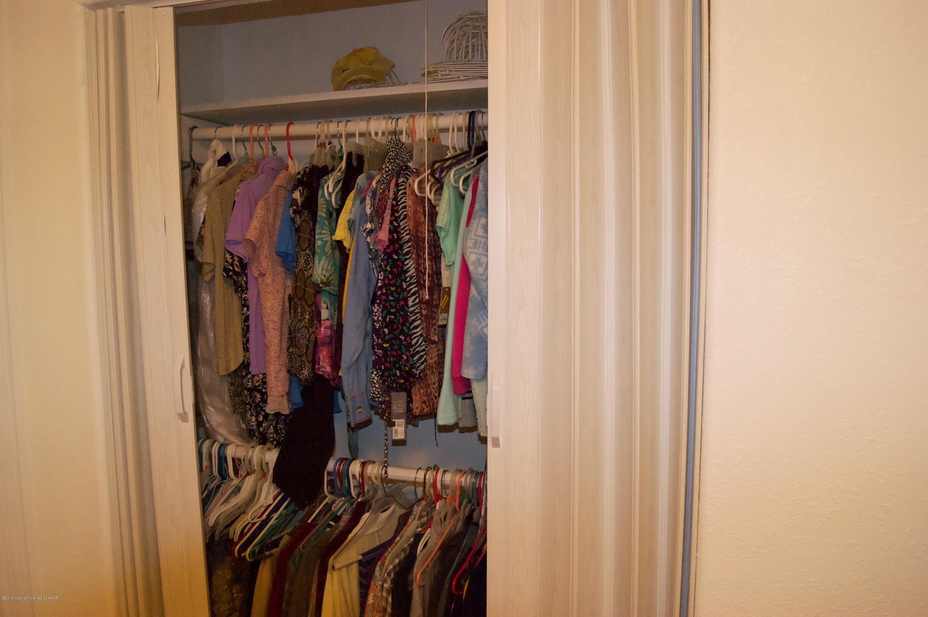 7741 Lamount Drive Amarillo, TX 79110 - Photo 28 of 42 2nd Bedroom Closet