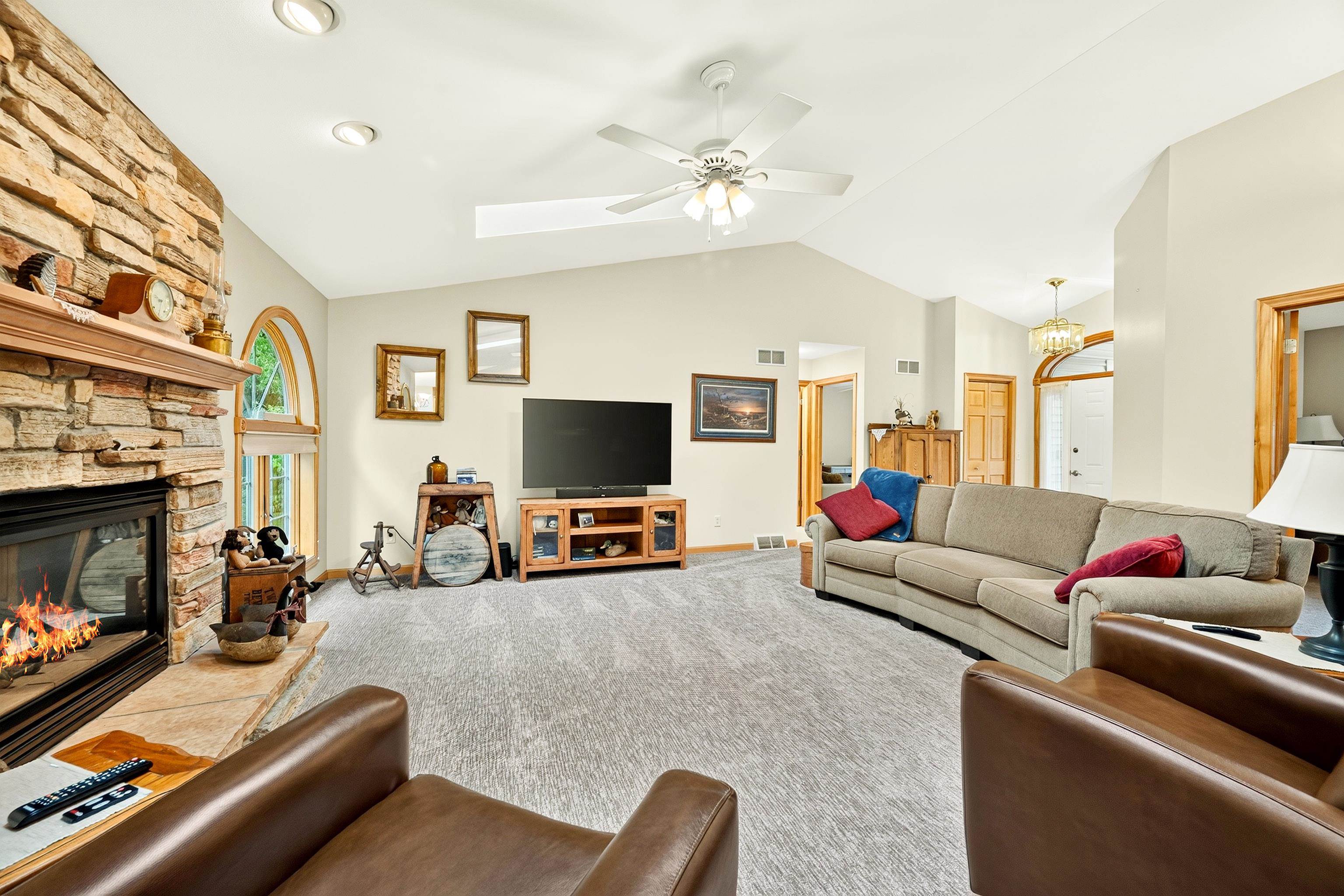 6101 Holscher Road McFarland, WI 53558 - Photo 23 of 48