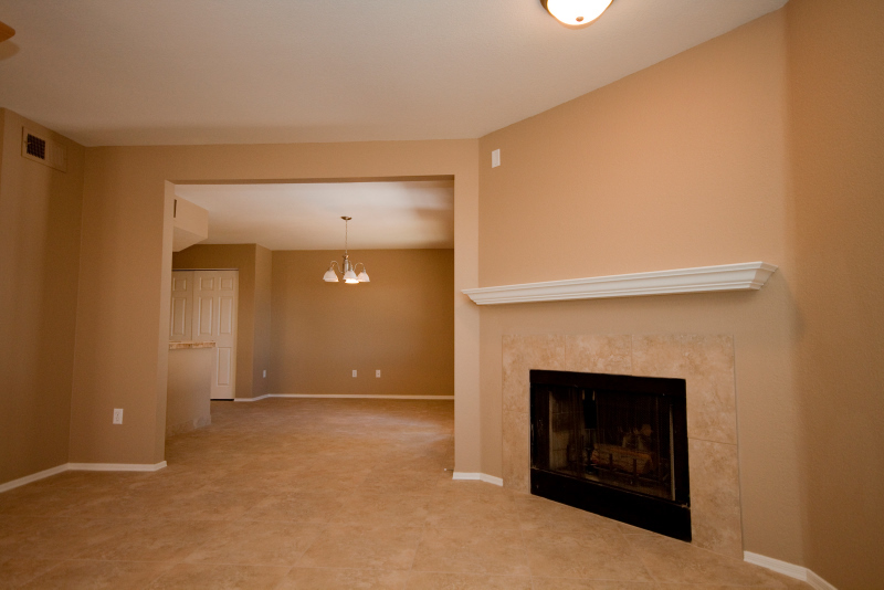 1229 North Alma School Road, Unit 1 Mesa, AZ 85201 - Photo 5 of 20 IMG_2731