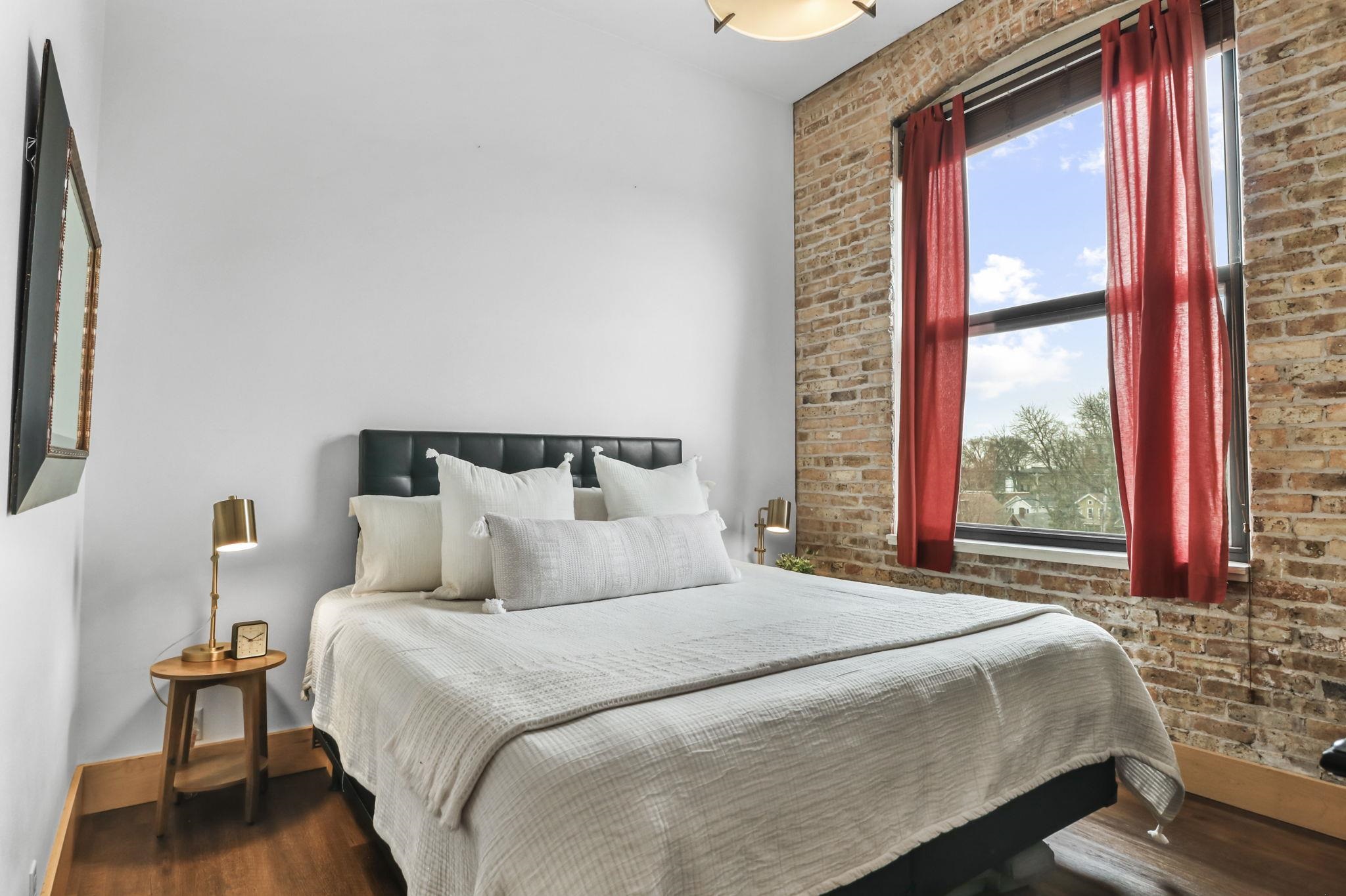 123 North Blount Street, Unit 506 Madison, WI 53703 - Photo 17 of 39