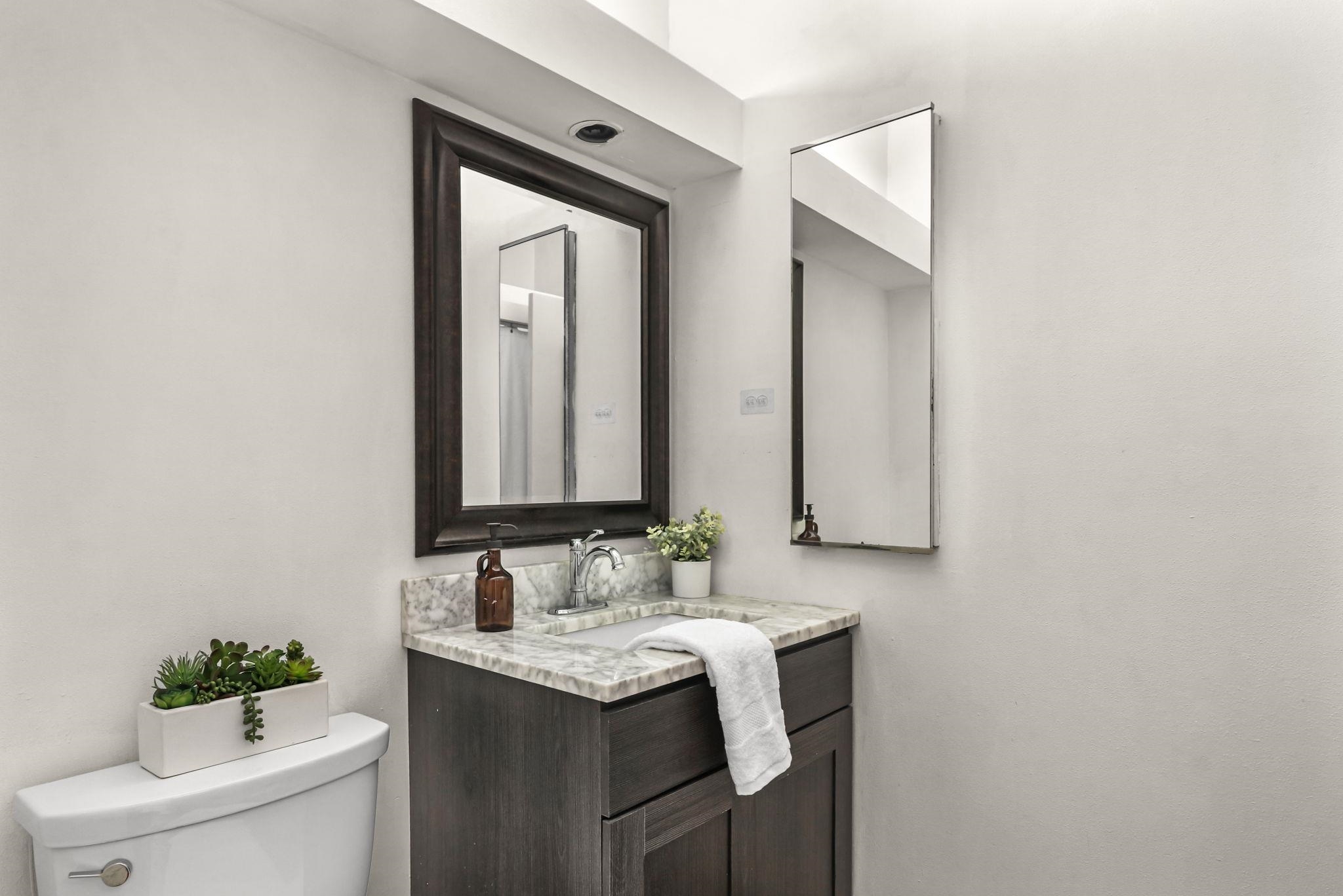 123 North Blount Street, Unit 506 Madison, WI 53703 - Photo 21 of 39