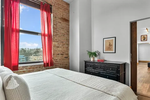 $500,000 | 123 North Blount Street, Unit 506, Madison, WI 53703