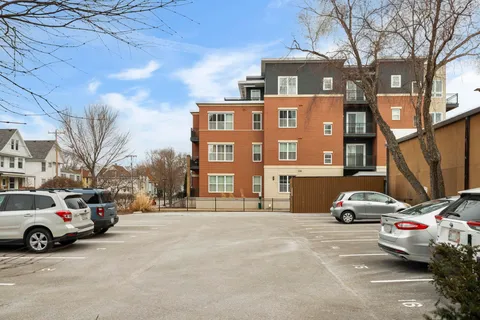 $500,000 | 123 North Blount Street, Unit 506, Madison, WI 53703