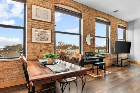 $500,000 | 123 North Blount Street, Unit 506, Madison, WI 53703