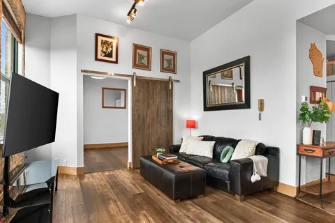 $500,000 | 123 North Blount Street, Unit 506, Madison, WI 53703