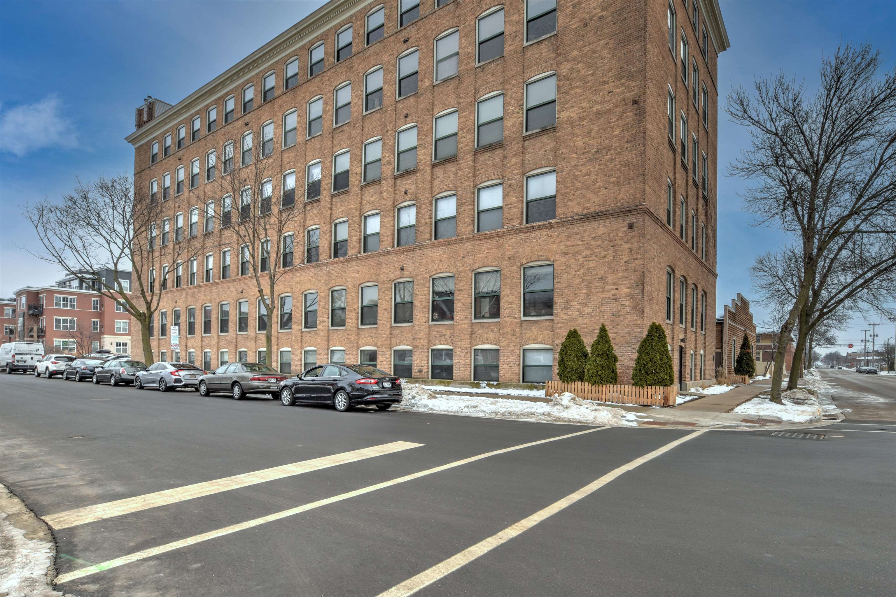 123 North Blount Street, Unit 506 Madison, WI 53703 - Photo 8 of 9