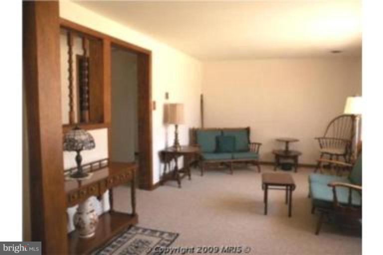 535 Rolling Hills Road Dowell, MD 20629 - Photo 4 of 18 Living Room
