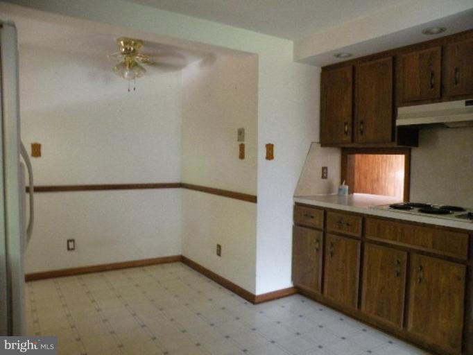 535 Rolling Hills Road Dowell, MD 20629 - Photo 7 of 18 Kitchen #2