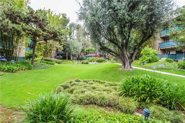 $570,000 | 564 North Bellflower Boulevard, Unit 315, Long Beach, CA 90814